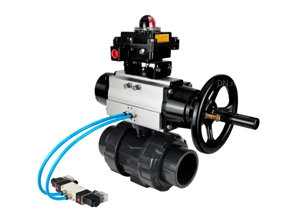 Кран шаровой DN.ru BV4242E-FP-GRM-ISO DN 15 / Ду 15 PN 10 резьбовой НПВХ EPDM с пневмоприводом